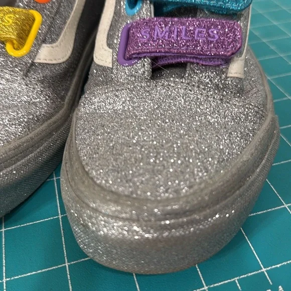 Vans x Flour Shop by Amirah Kassem Rainbow Glitter Old Skool Skate Shoe 7.5 - Picture 10 of 16